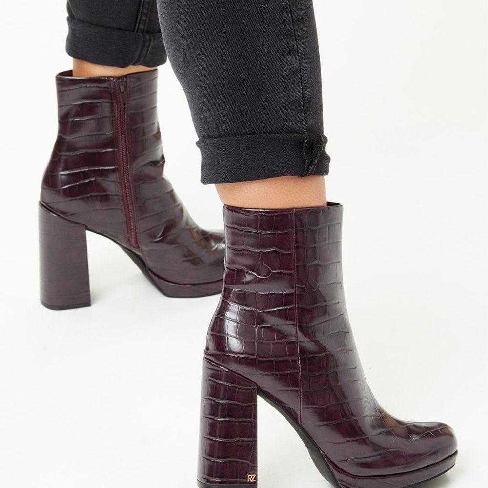 Rachel Zoe boots Deep Mahogany Croc-Embossed Maya Platform Women 7.5